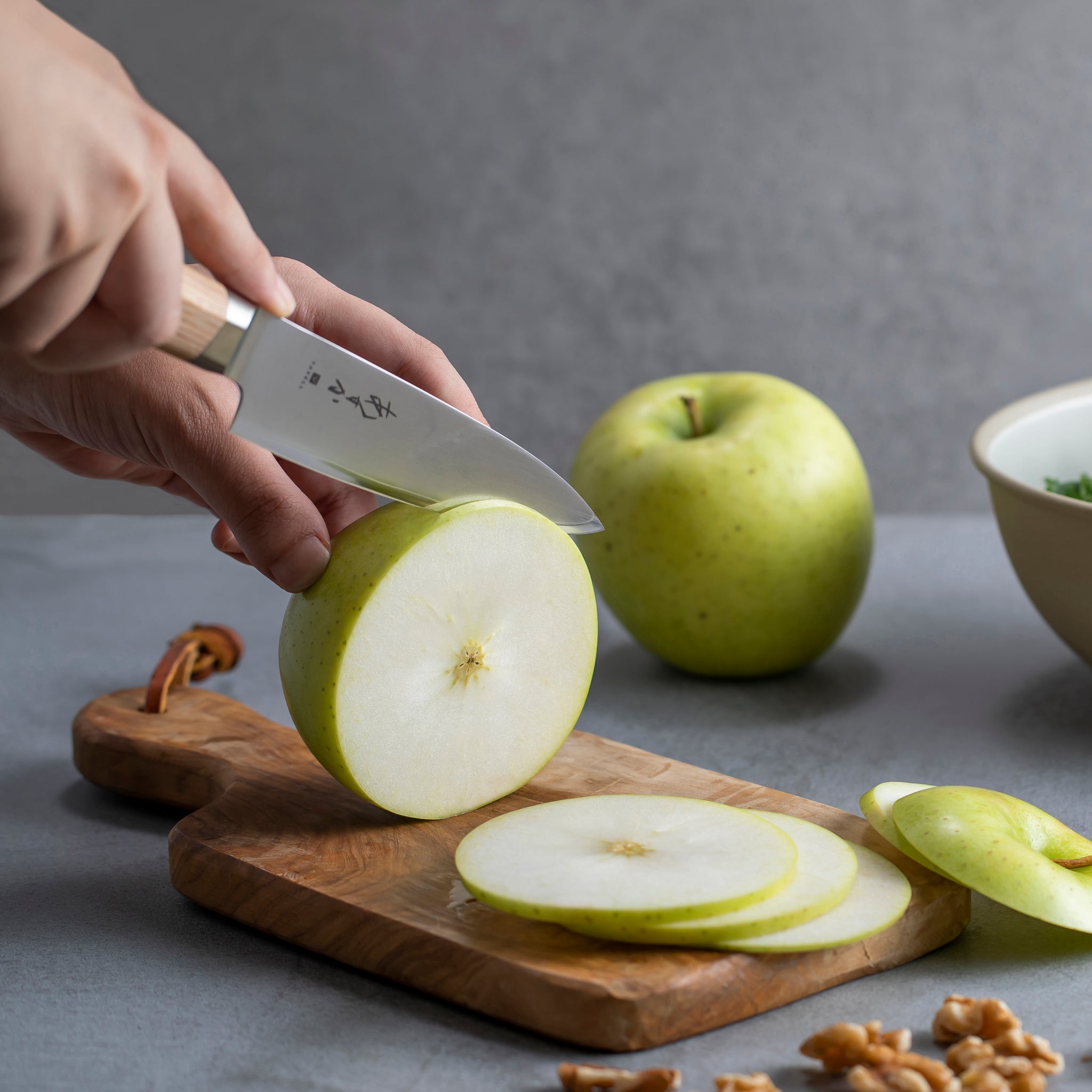 【新品・未使用】ヤクセル 包丁 あすか 3層鋼 ペティナイフ 13cm 高級包丁 あすか｜3層鋼 ペティナイフ – YAXELL｜株式会社ヤクセル