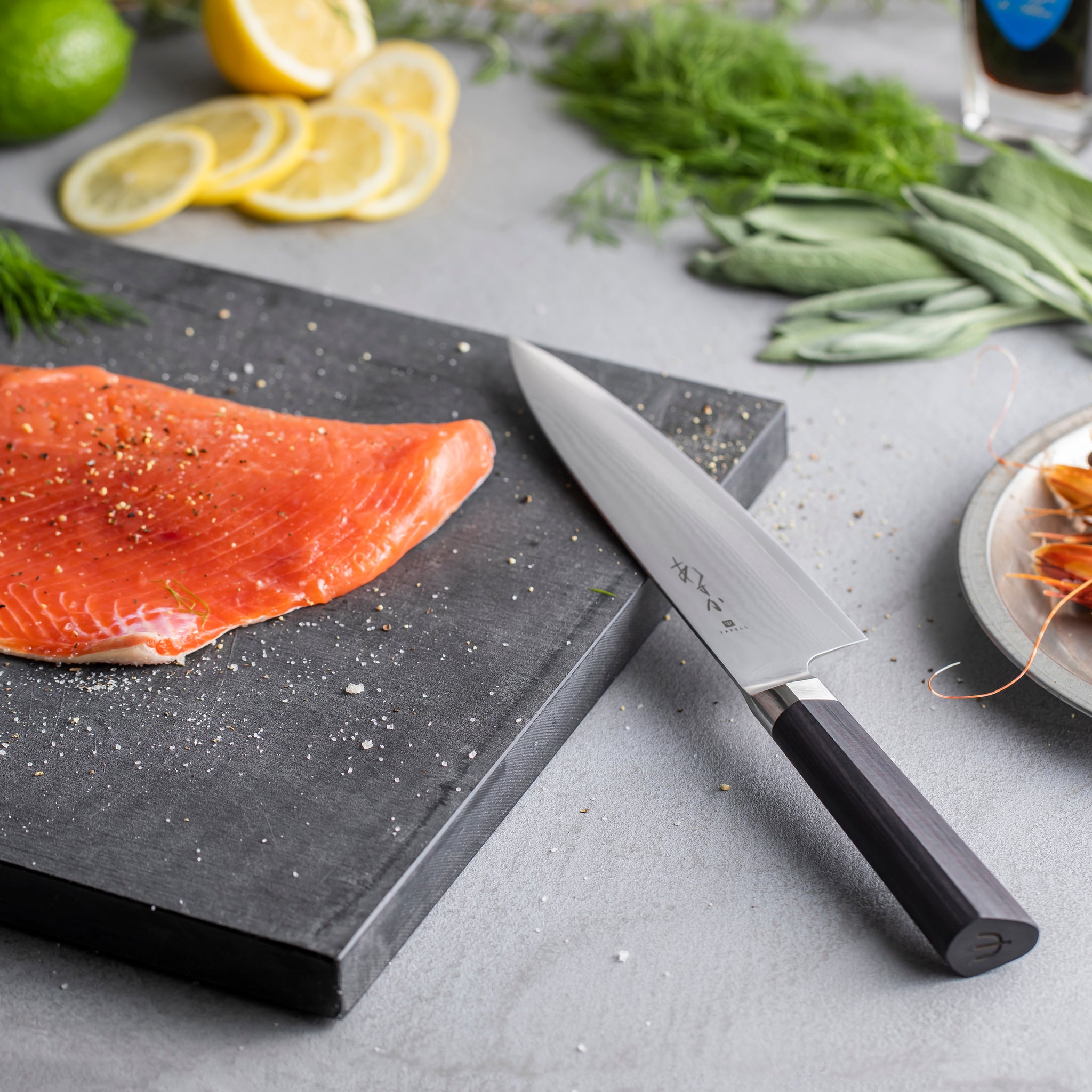 あすか｜69層鋼 牛刀 – YAXELL｜株式会社ヤクセル